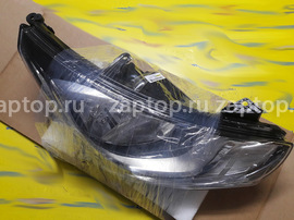 92102-1R000 Фара правая HYUNDAI Solaris 